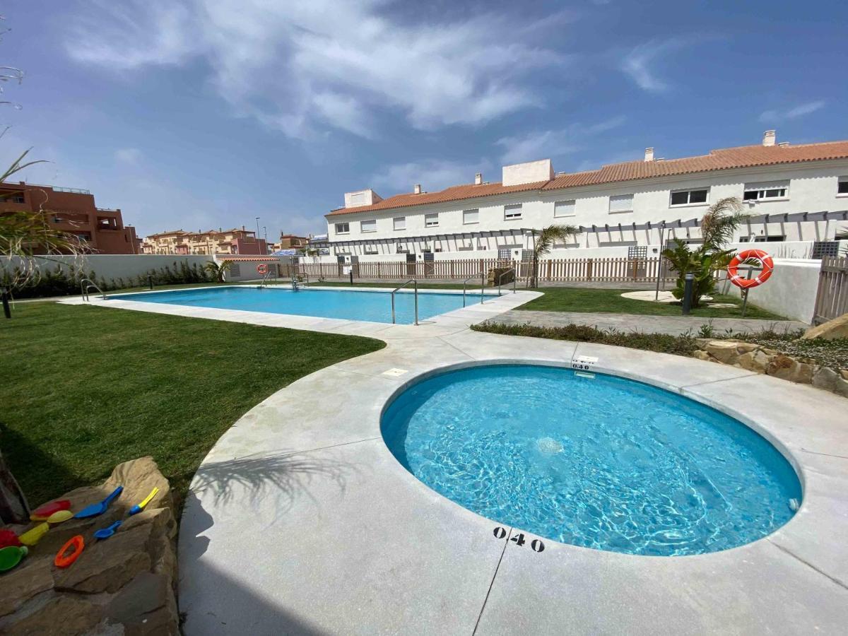 Tarifa Cozy House - Sun, Parking, Wifi, Pool Lejlighed Eksteriør billede